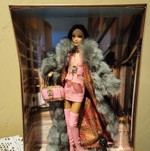 Barbie  Kimora Lee Simmons NRFB Gold Label